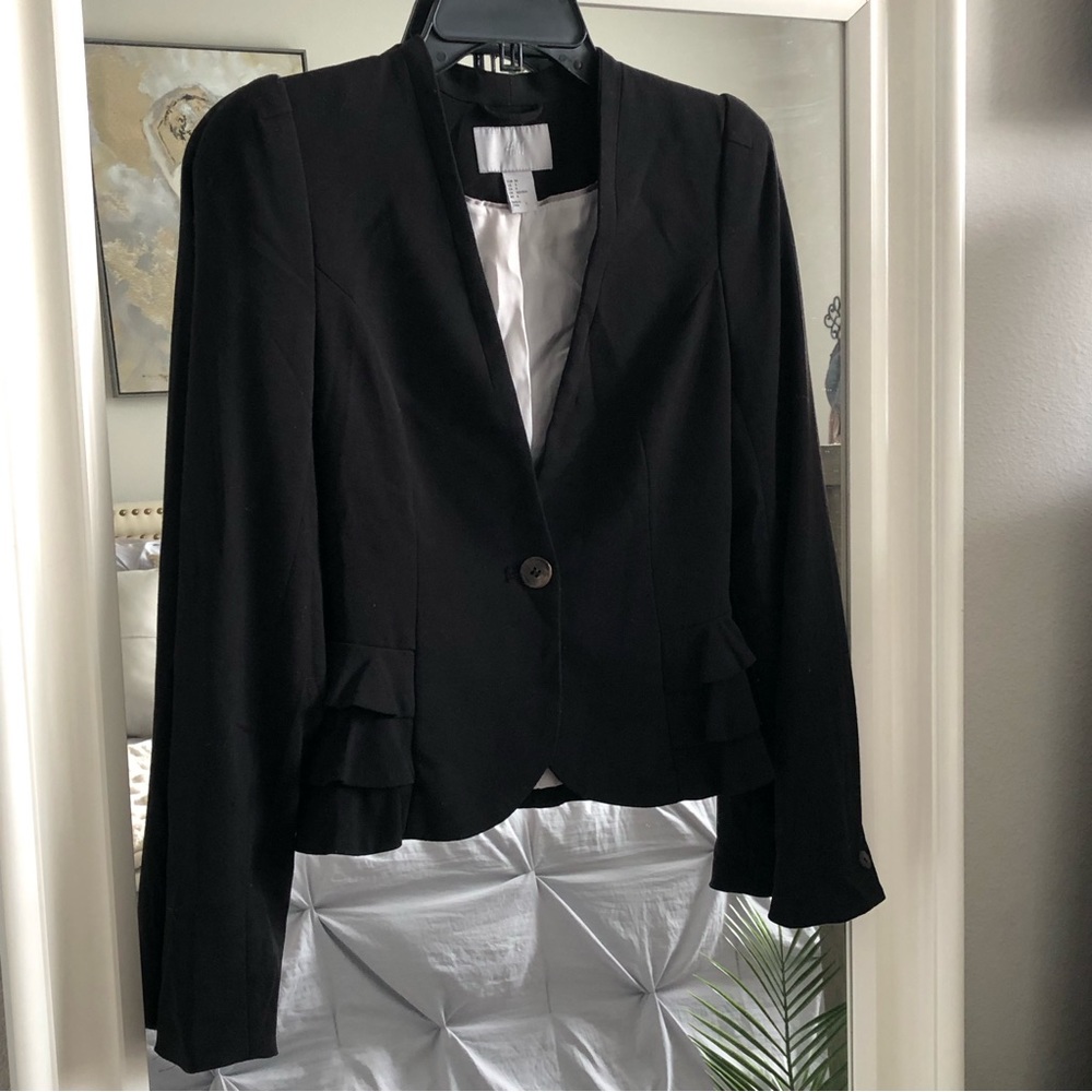 H&M black one button blazer SZ 4